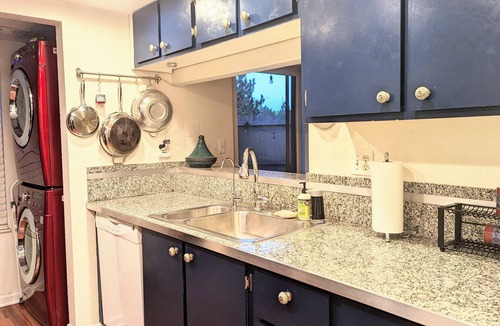 West Westminster House | Relax.Work.Play ~Your home away from home, only 20min Den.Boulder.Golden