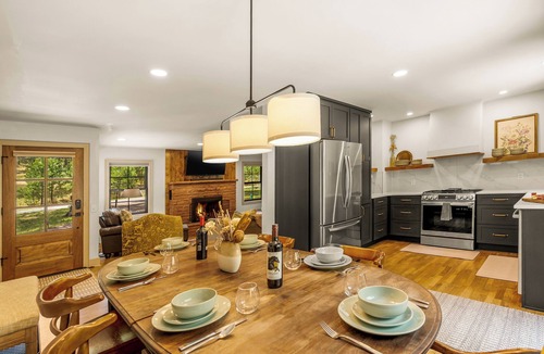 Cascade House | Relaxing Riverside Oasis w/Hot Tubs, Sauna, Fire Pit, by Forest & Peak Retreats