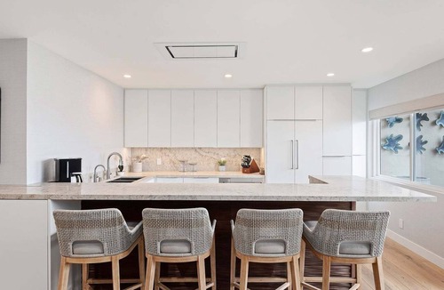 Carpinteria Condo | Remodeled Beachfront Condo | Ocean Views & Steps to the Sand
