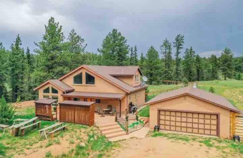 Florissant Cabin | Remote Cabin Family Fun Hot Tub