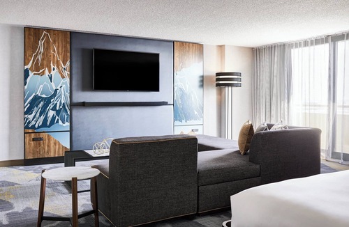 Northeast Park Hill Hotel | Renaissance Denver Hotel & Conference Center