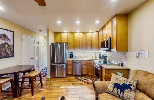 Winter Park Condo | Renovated water-view retreat with hot tub & heated pool