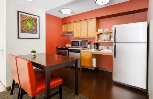 Centerville Hotel | Residence Inn by Marriott Fremont Silicon Valley