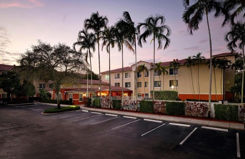 Weston Hotel | Residence Inn by Marriott Fort Lauderdale Weston