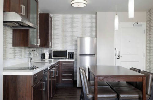 Northfield Hotel | Residence Inn by Marriott Denver Central Park