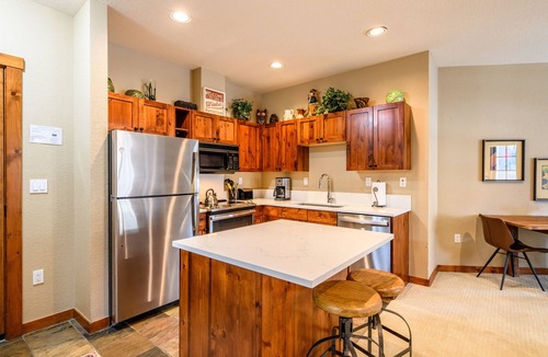 Peak 9 Condo | Resort 1 Bedroom/2 Bathroom at Peak 9 Base/Main St
