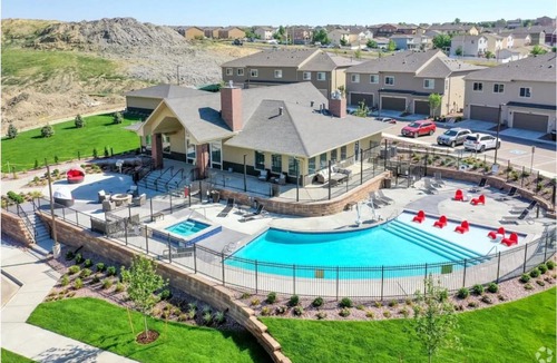 Central Colorado Springs Apartment | Resort Like Amenities King bd Qn bd Sofa bd Fast Wi-Fi Slps7