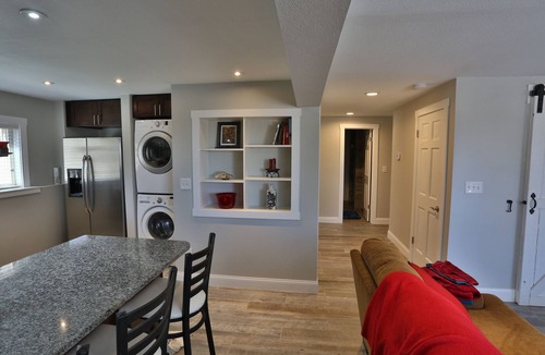 Northwest Colorado Springs Apartment | Resort located in the heart of Colorado Springs
