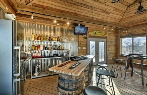 Brighton House | Resort Style Family Fun with Guest House