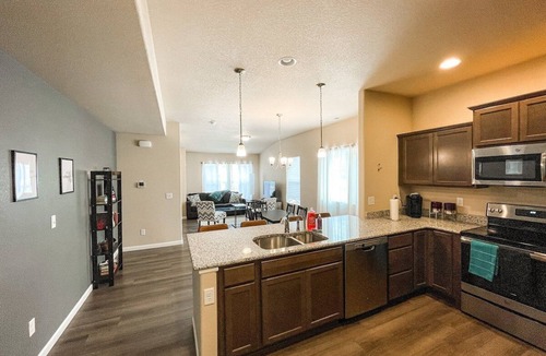 Central Colorado Springs House | Resort-Style Townhome | Pool, Hot Tub & Gym Access