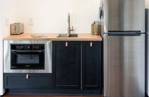 Meiners Oaks Apartment | Retreat w/Hot Tub, Sauna, Sunset Views, Fire Pit
