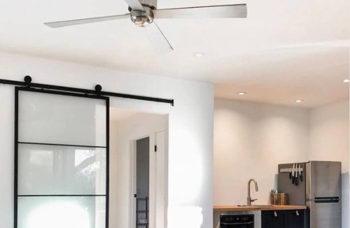 Meiners Oaks Apartment | Retreat w/Hot Tub, Sauna, Sunset Views, Fire Pit