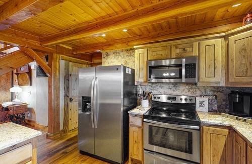 Pagosa Meadows IV House | Ridgetop mountain-view home on 5 acres with Gas Grill, AC & fireplace