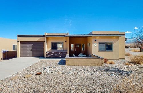 Moab South Valley House | Rim View 1