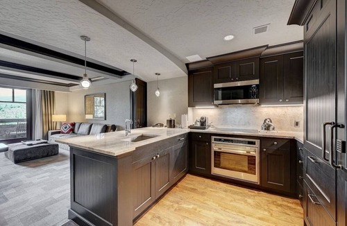 Avon Resort | Ritz-Carlton Beaver Creek - LUXURIOUS-2BR,2Bath, SLOPESIDE & inside hotel