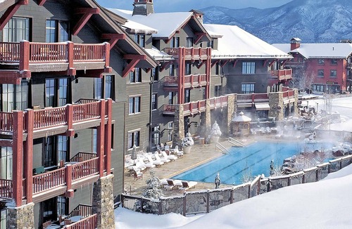 Aspen Villa | Ritz Carlton in Aspen- Ski-In & Ski-Out- Professionally Cleaned Condo- Sleeps 6