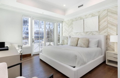 Vail House | Ritz-Carlton Luxury Suite with Mountain Views