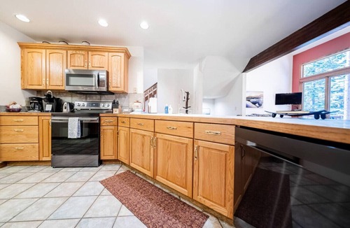 Aspen Brook House | River, Hot Tub, King Beds, Walk Into Nat`l Park