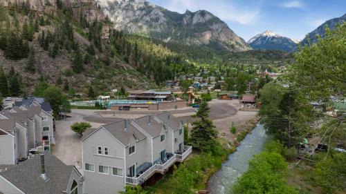 Ouray House | River Park 1244