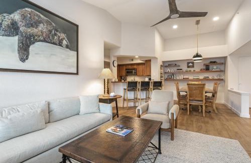 Edwards Apartment | River Pines A303 condo
