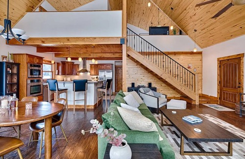 Pagosa Springs House | River's Edge Retreat in Pagosa Springs