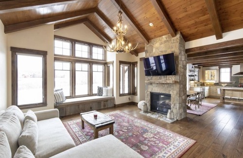 Carbondale House | River Valley Ranch Retreat! Dog friendly!
