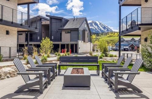 Willow Grove Apartment | River West 924, Silverthorne Condo with River Views