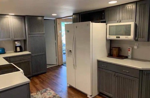 Drake Cabin | Riverfront Cabin Near Estes Park with Private Fly Fishing