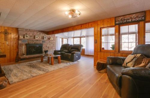 Drake House | Riverfront Drake Home - 10 Mi to Estes Park!