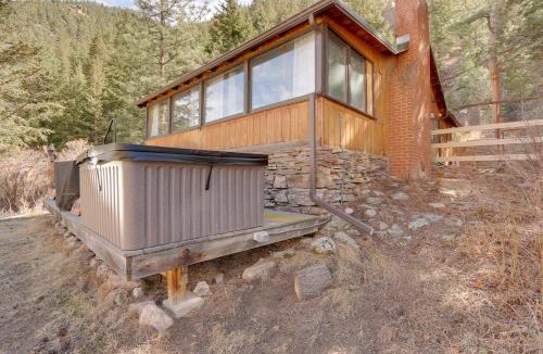 Drake House | Riverfront Drake Home - 10 Mi to Estes Park!