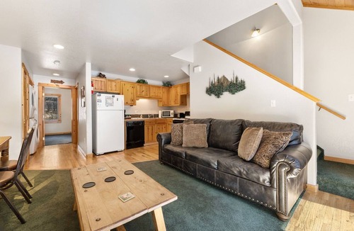 Fall River Estates Condo | Riverfront Escape Private Hot Tub Close to RMNP