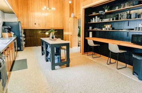 Galeton House | Riverfront with Pool & Grill | Canyon Creek Lodge