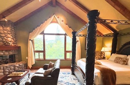 Estes Park Bed & Breakfast | Riversong Inn Retreat