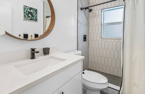 Deerfield Beach Apartment | Riverview Palms1 | Waterfront |Pool |Walk 2 Beach