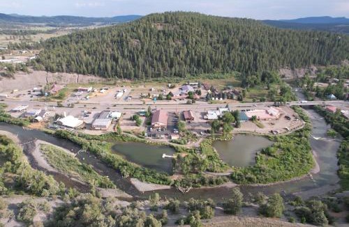 Pagosa Springs Hotel | RiverWalk Inn