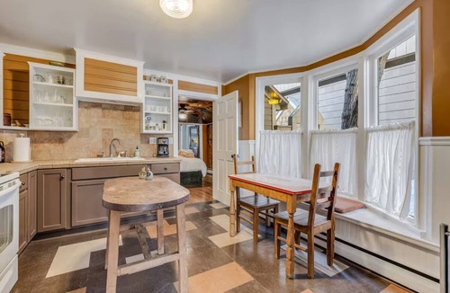 Glenwood Springs House | Roaring Fork Suite at High West Spa House