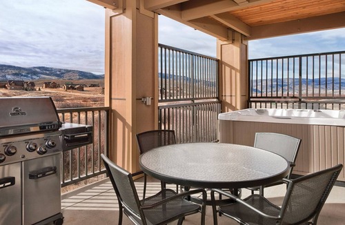 Grand Elk Ranch Resort | Rocky Mountain Preserve Resort 1bdr Deluxe