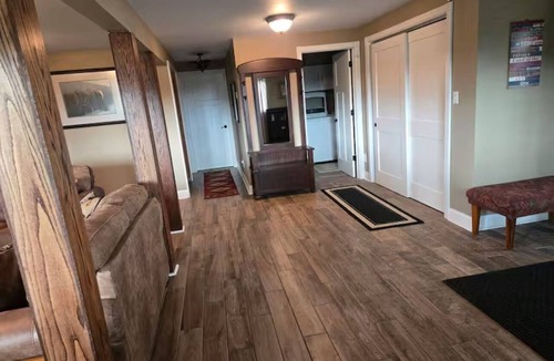 Kremmling House | Rocky Mountain Retreat Hot Tub & Deck