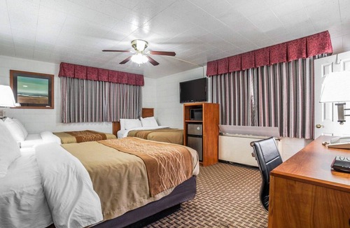 Elko Hotel | Rodeway Inn Elko Downtown Area