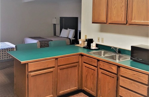 Blanding Hotel | Rodeway Inn & Suites Blanding