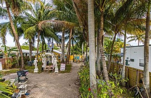 North Central Hollywood House | Romantic Spanish Villa of Hollywood Vacations By The Beach