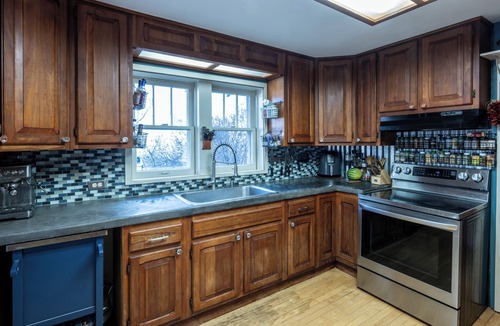 Gunnison Cabin | Rooted Inn Gunnison Colorado close to WCU and Crested Butte Mountain Resort