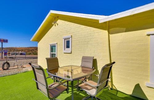Kingman House | Route 66 Roadtripper Retreat w/Private Backyard