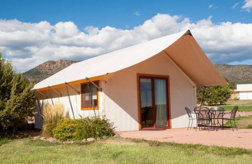 Canon City Resort | Royal Gorge Cabins