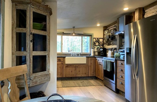 Eldora Cabin | Rustic and Luxurious Eldora Cabin Ideal for a Weekend Getaway in Colorado