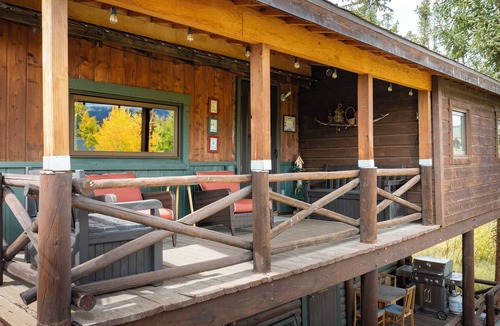 Winter Park Cabin | Rustic cabin, mt views, 3 bedrooms and open floor plan