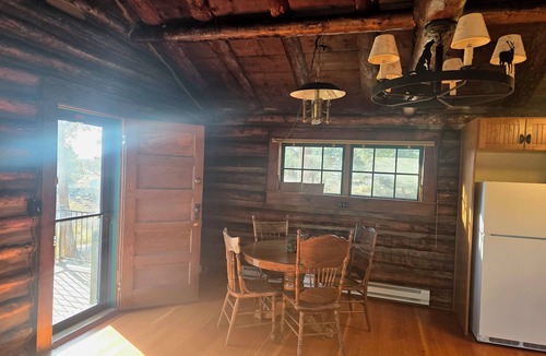 Nathrop Cabin | Rustic Cabin ~ Private Mtn Views ~ Dog Friendly