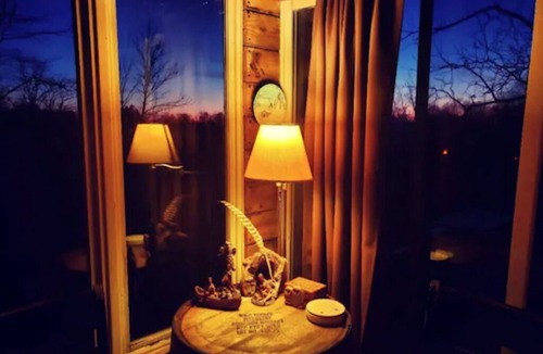Jonesville Cabin | Rustic Container Cabin on Beautiful Farm - Near Ark & Bourbon Trail