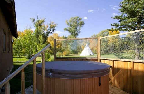 Salida Cabin | Rustic Mountain Cabin with a Hot Tub in Salida, Colorado
