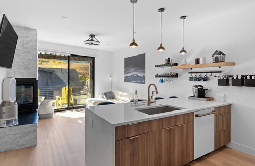 Willow Grove Apartment | Rwc635s1